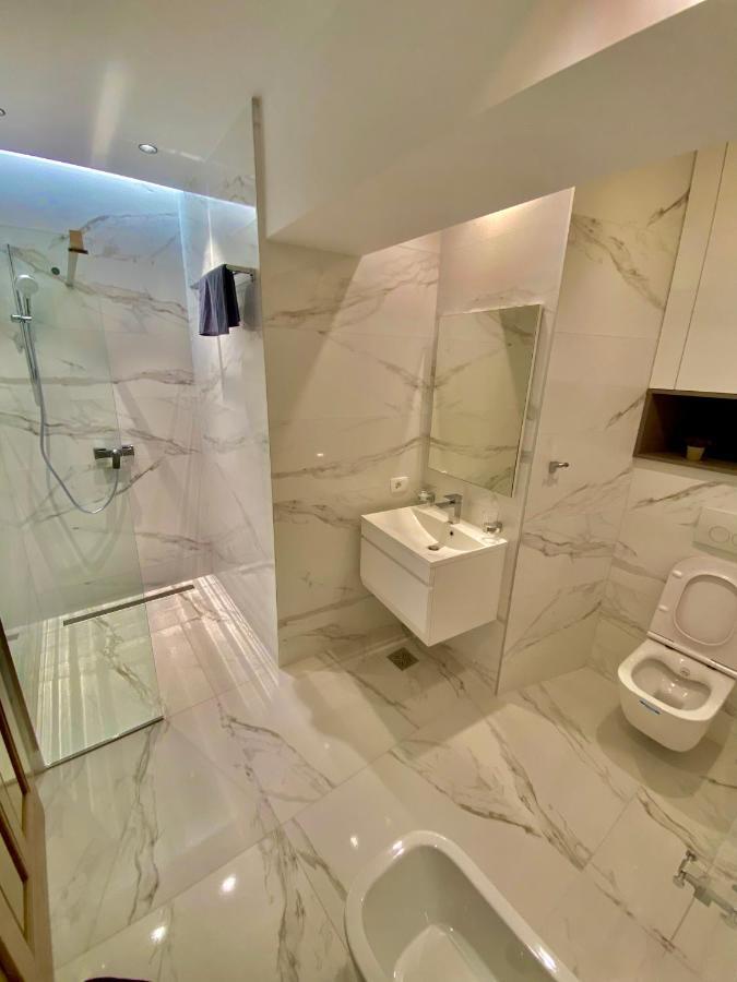 Apartamento Blancris Boutique Braşov Exterior foto