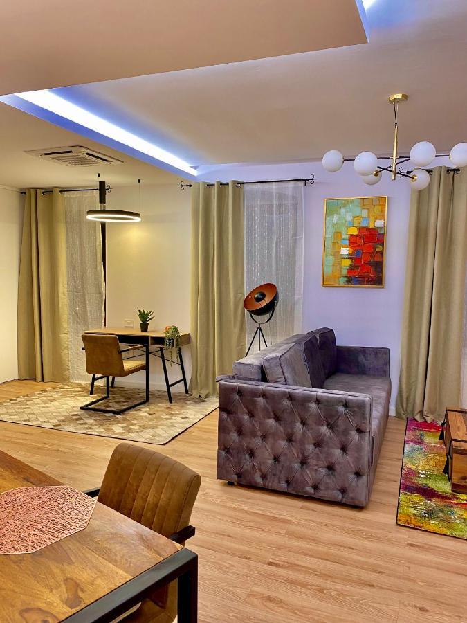 Apartamento Blancris Boutique Braşov Exterior foto