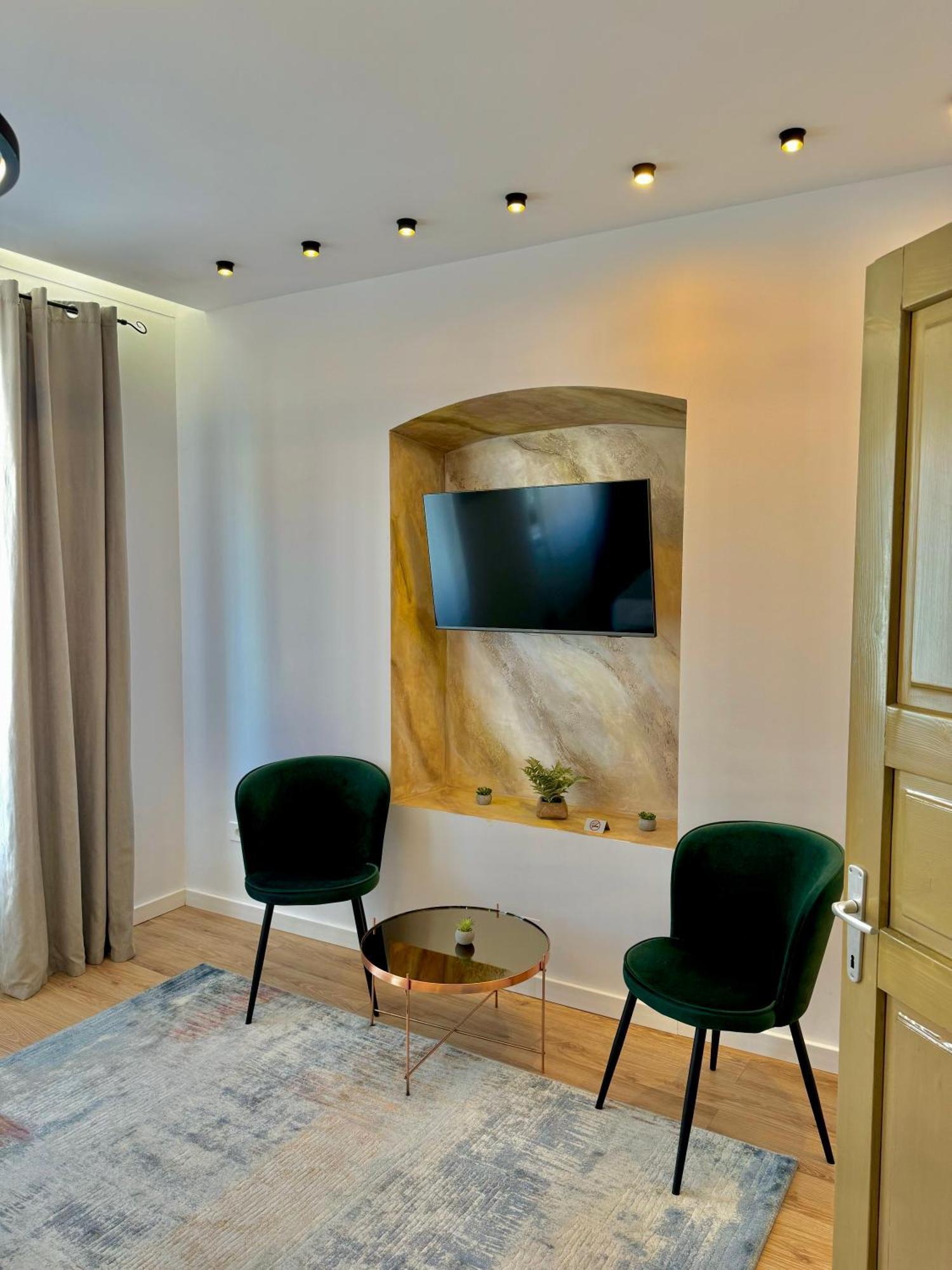 Apartamento Blancris Boutique Braşov Exterior foto